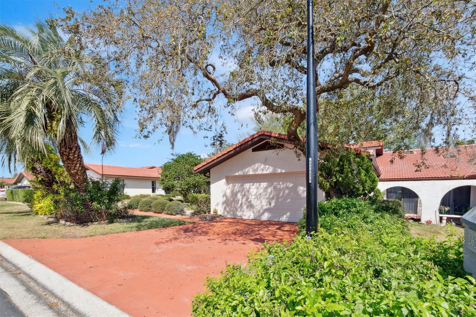 Image 42 of 59 For 2637 Sunburst Court