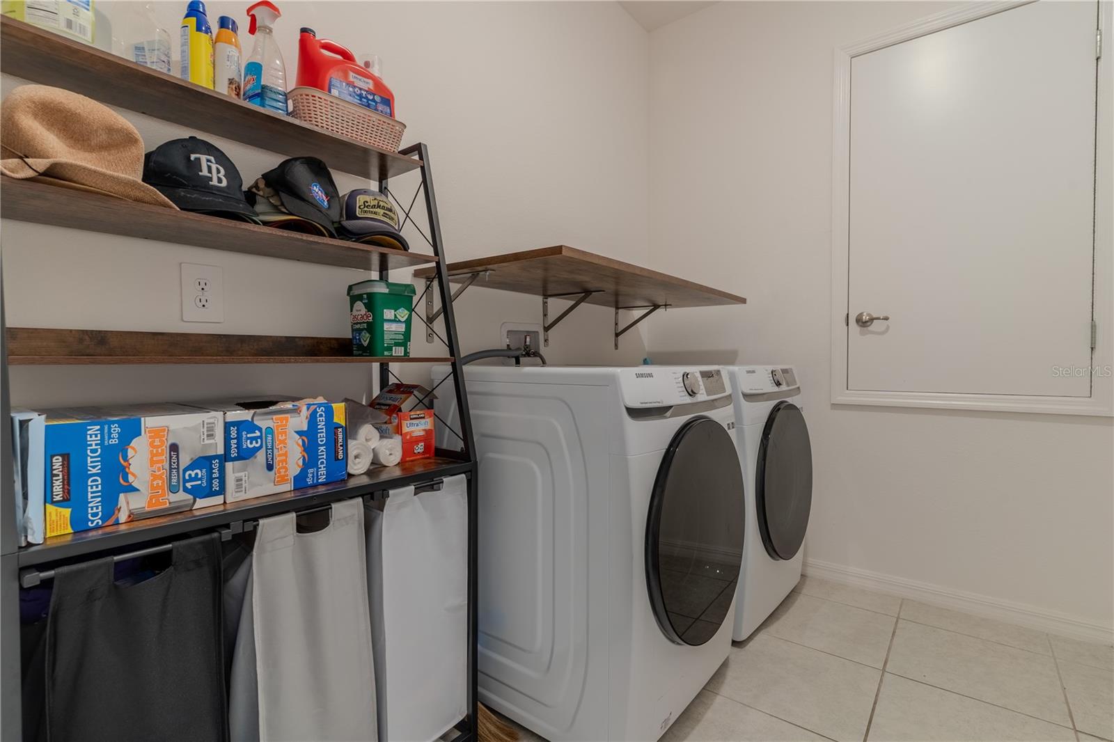 Image 16 of 27 For 1901 Everson Street