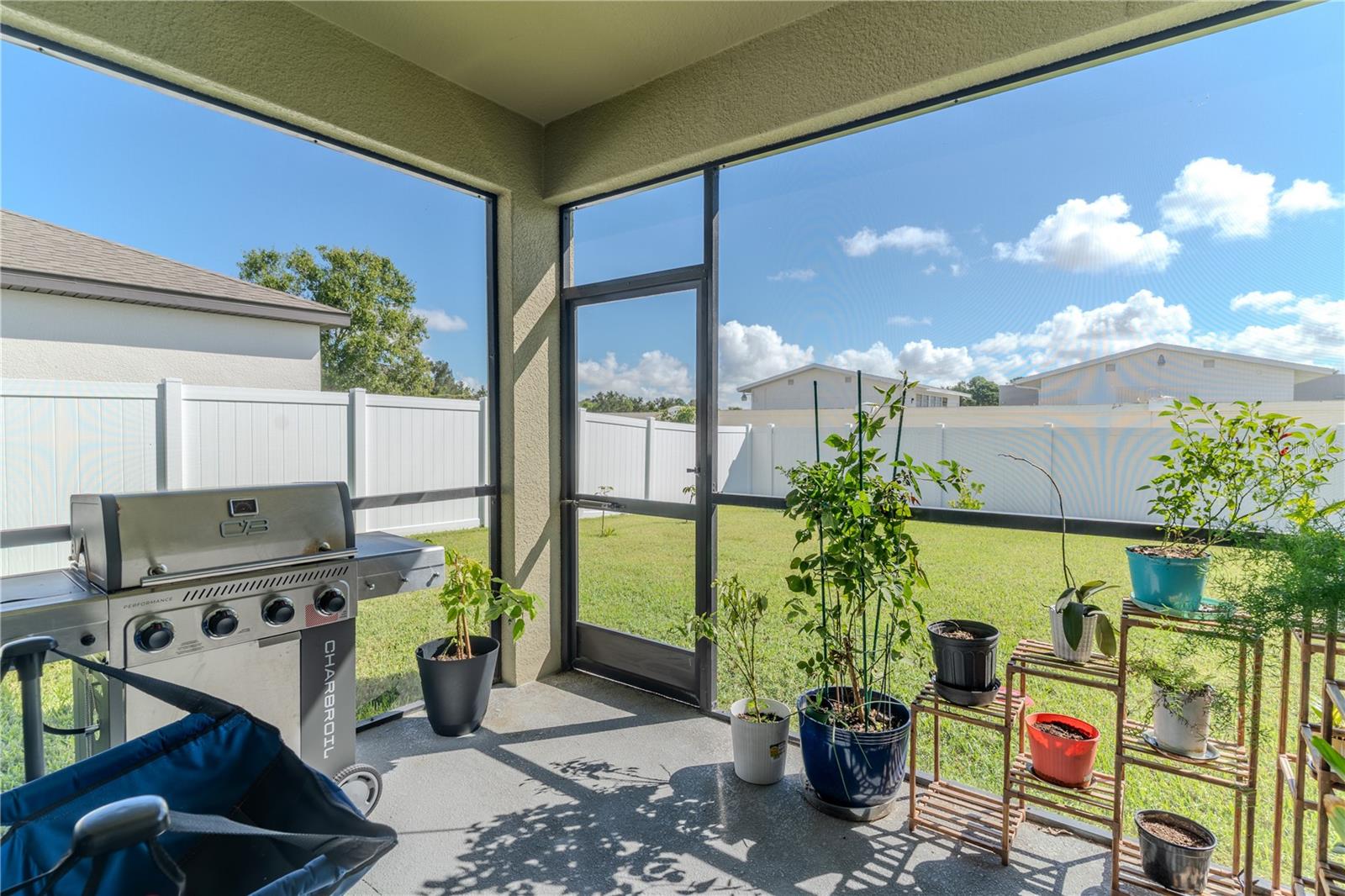 Image 17 of 27 For 1901 Everson Street