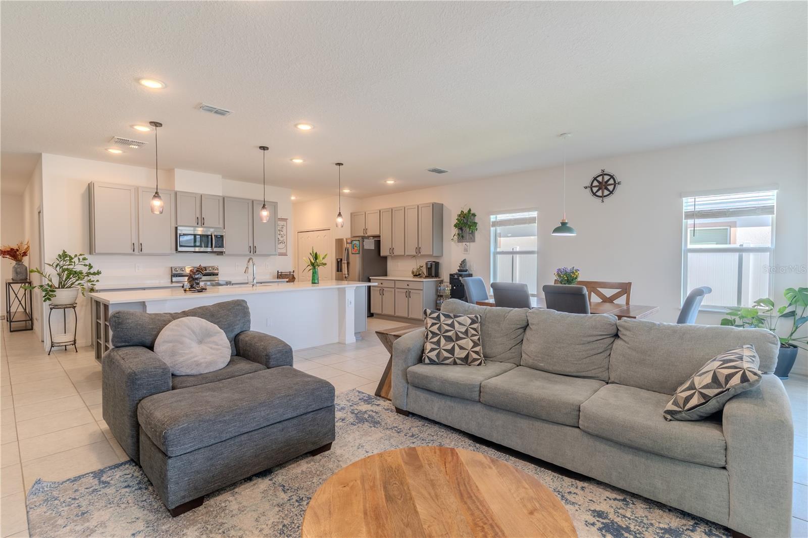 Image 5 of 27 For 1901 Everson Street