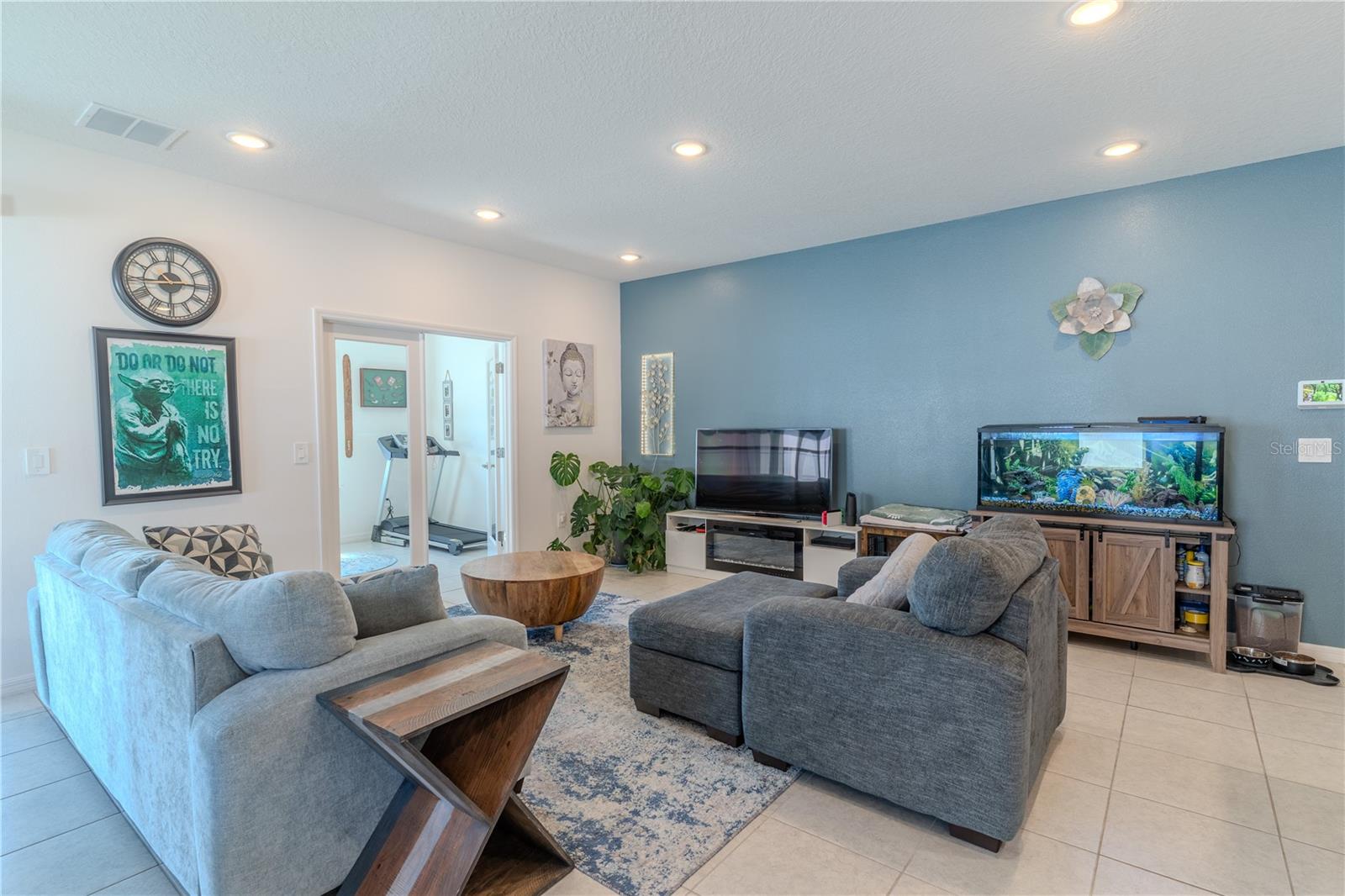 Image 6 of 27 For 1901 Everson Street