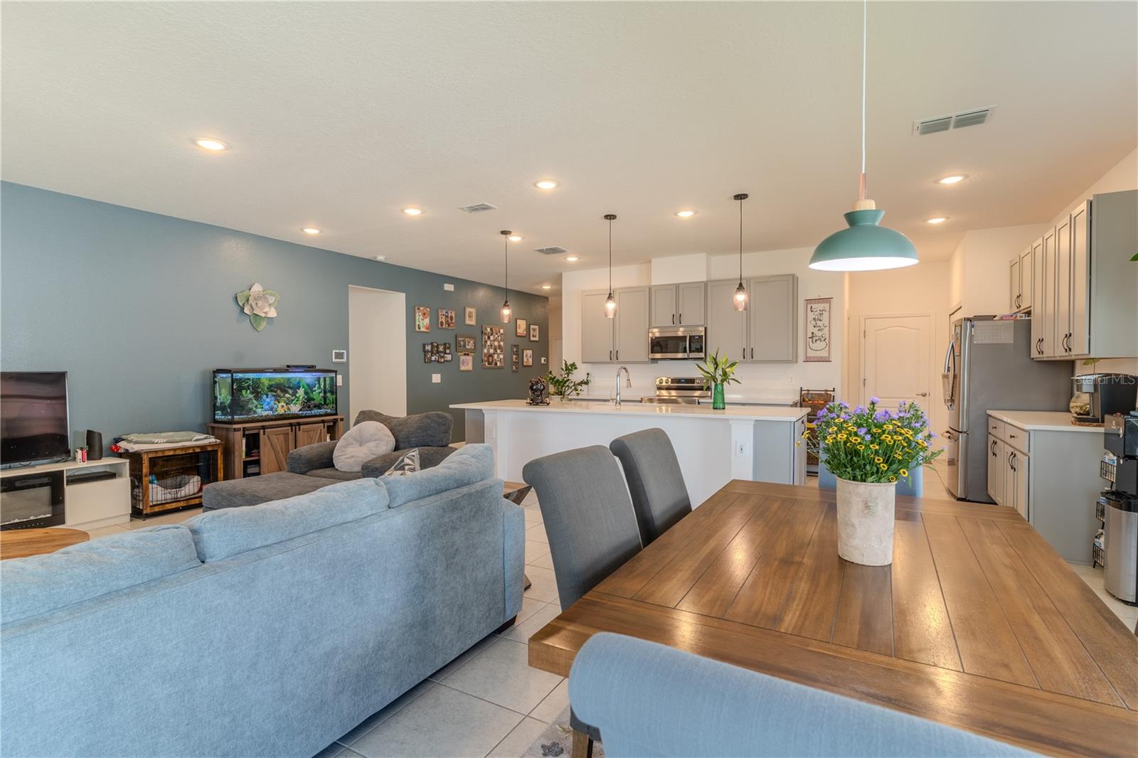 Image 8 of 27 For 1901 Everson Street