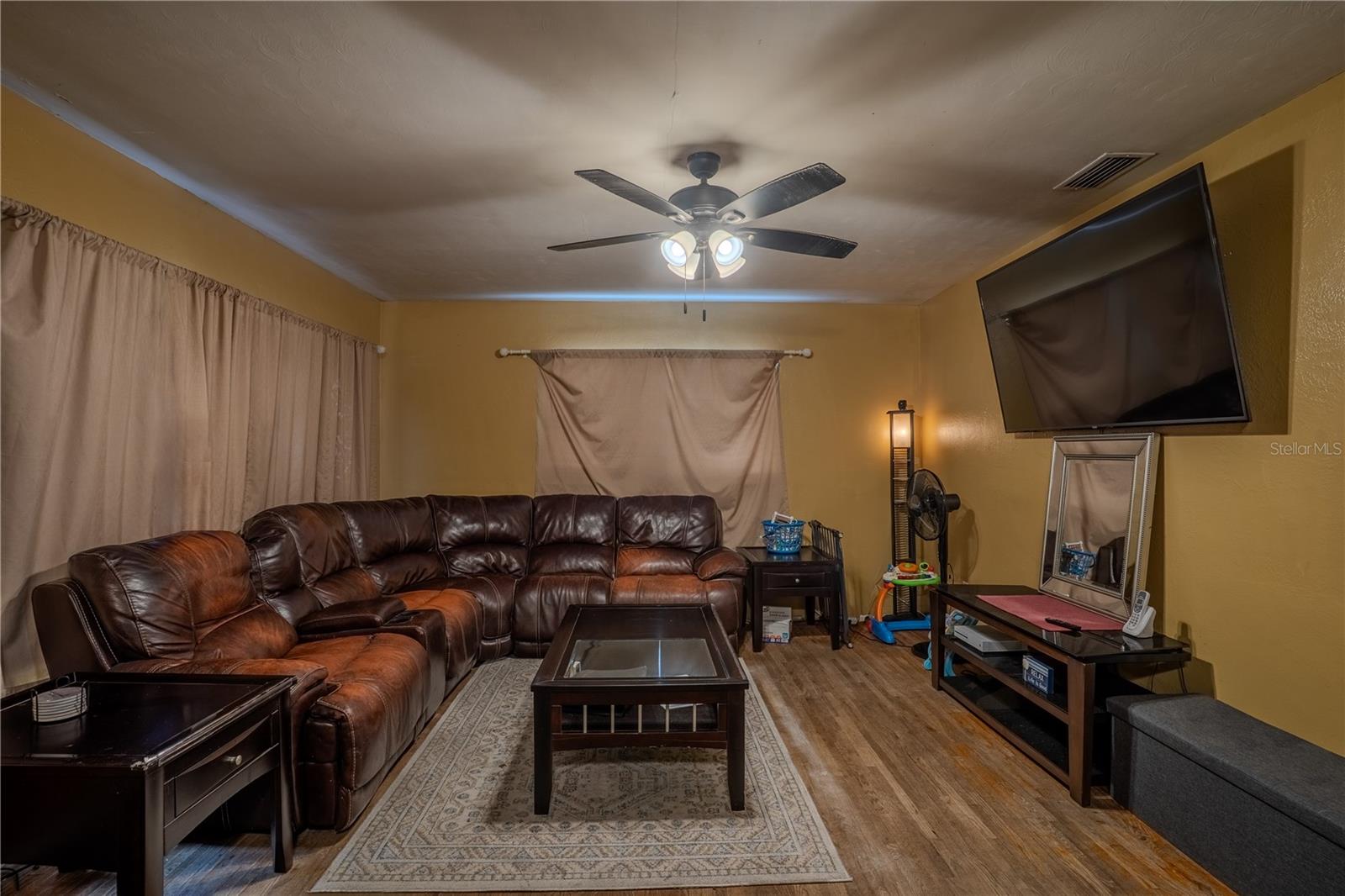Image 3 of 25 For 1023 Biltmore Drive