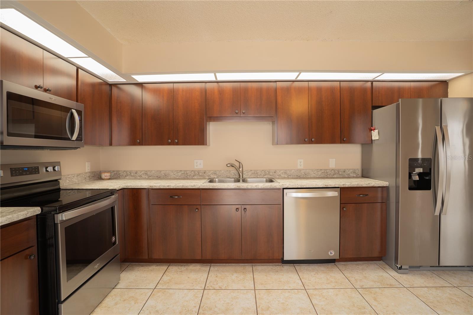 Image 10 of 22 For 4020 Cypress Landing S
