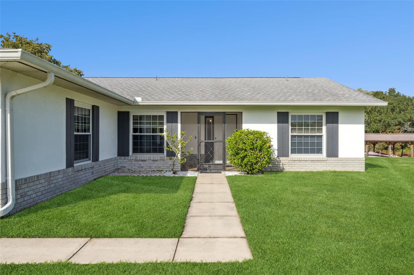 Image 3 of 49 For 1420 Flamingo Drive