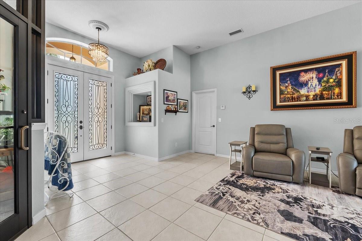 Image 18 of 53 For 110 Onyx Court
