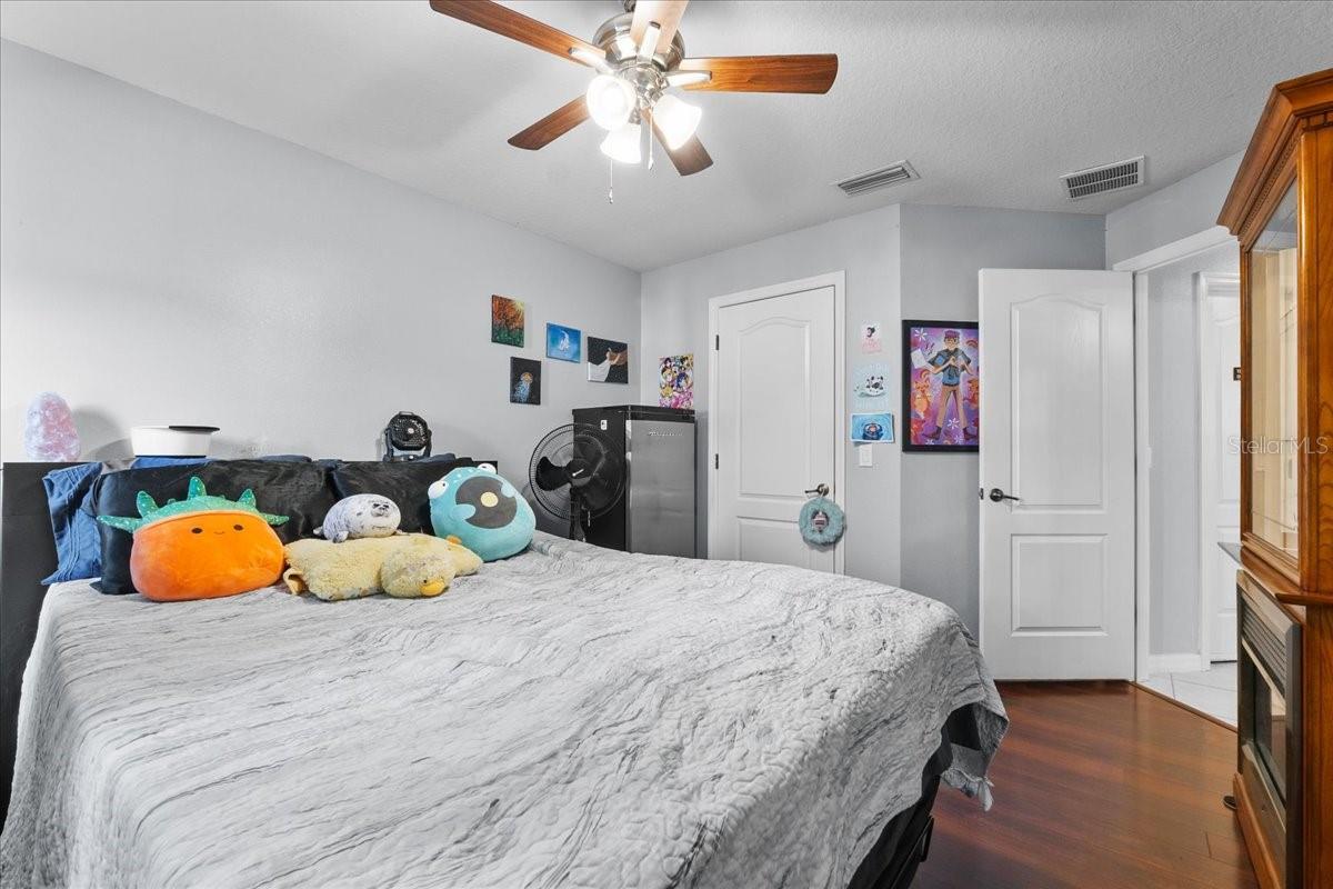 Image 35 of 53 For 110 Onyx Court