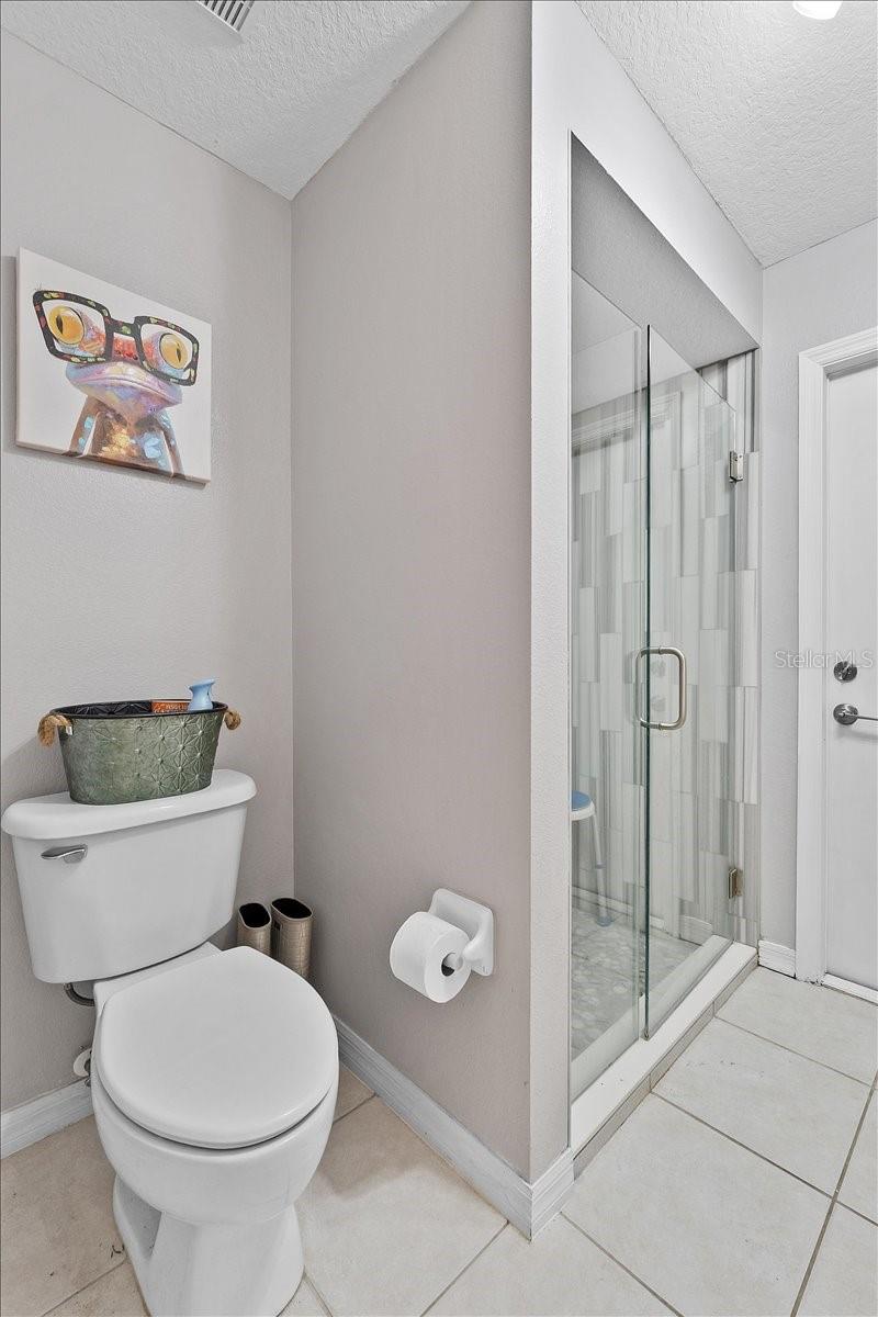 Image 39 of 53 For 110 Onyx Court
