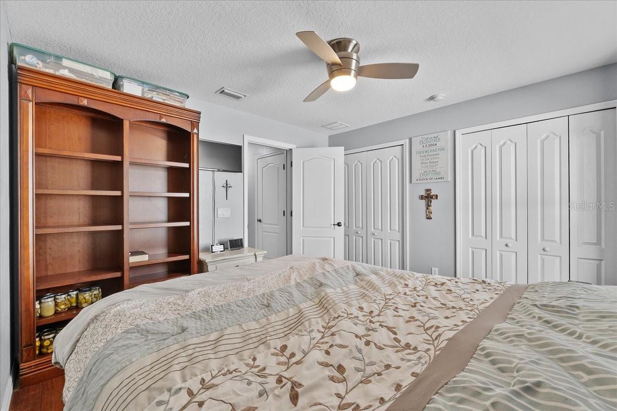 Image 40 of 53 For 110 Onyx Court