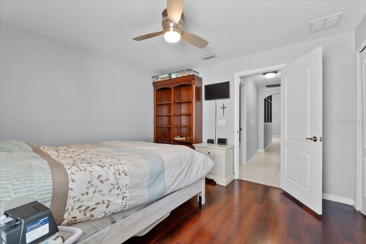 Image 41 of 53 For 110 Onyx Court