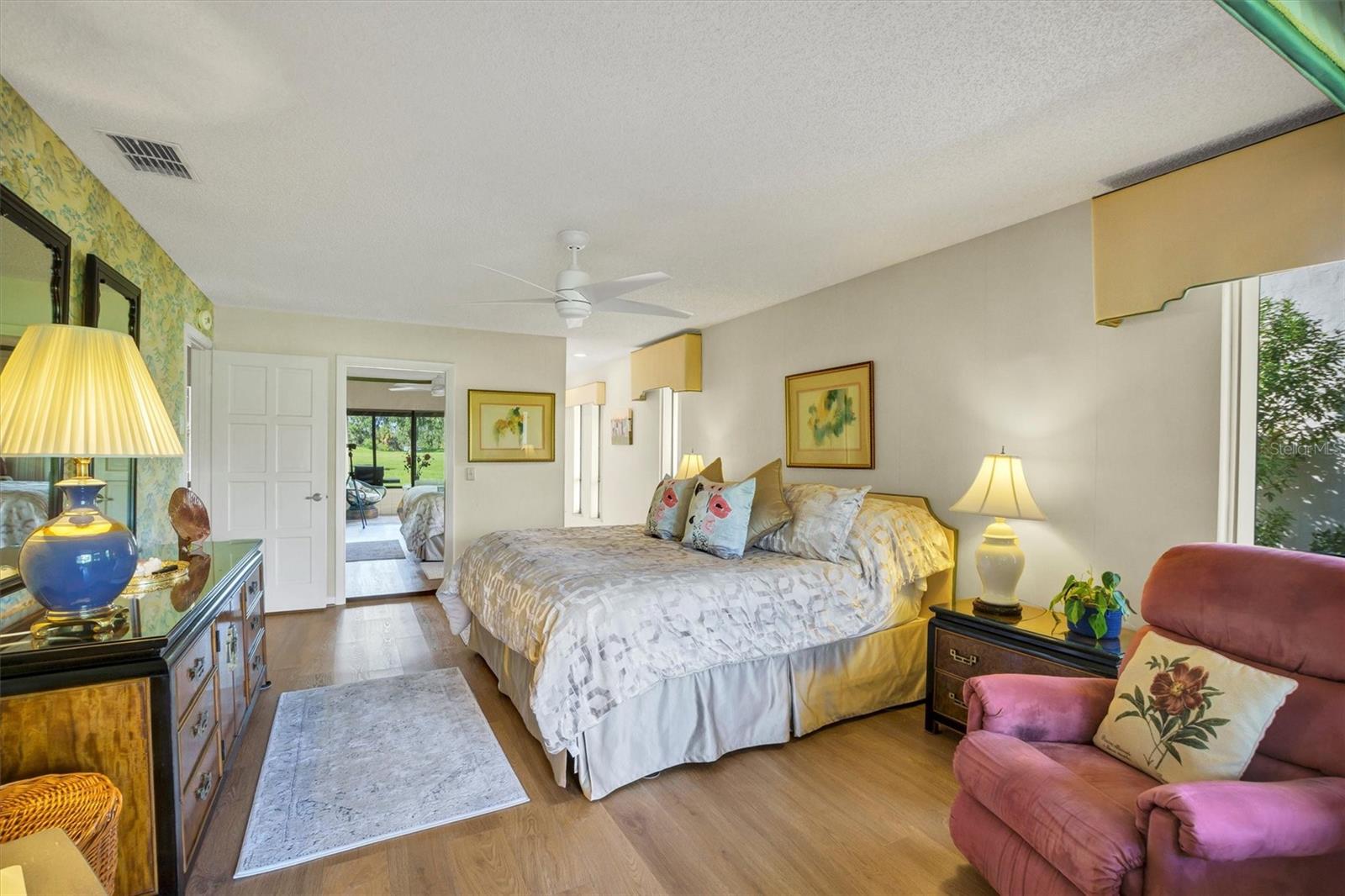 Image 22 of 76 For 6002 Country Club Drive