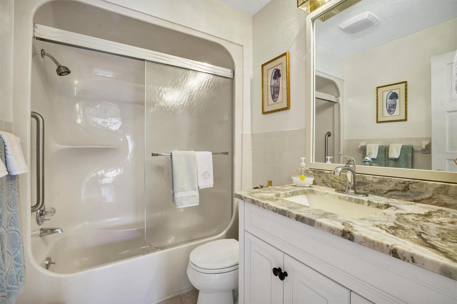 Image 33 of 76 For 6002 Country Club Drive