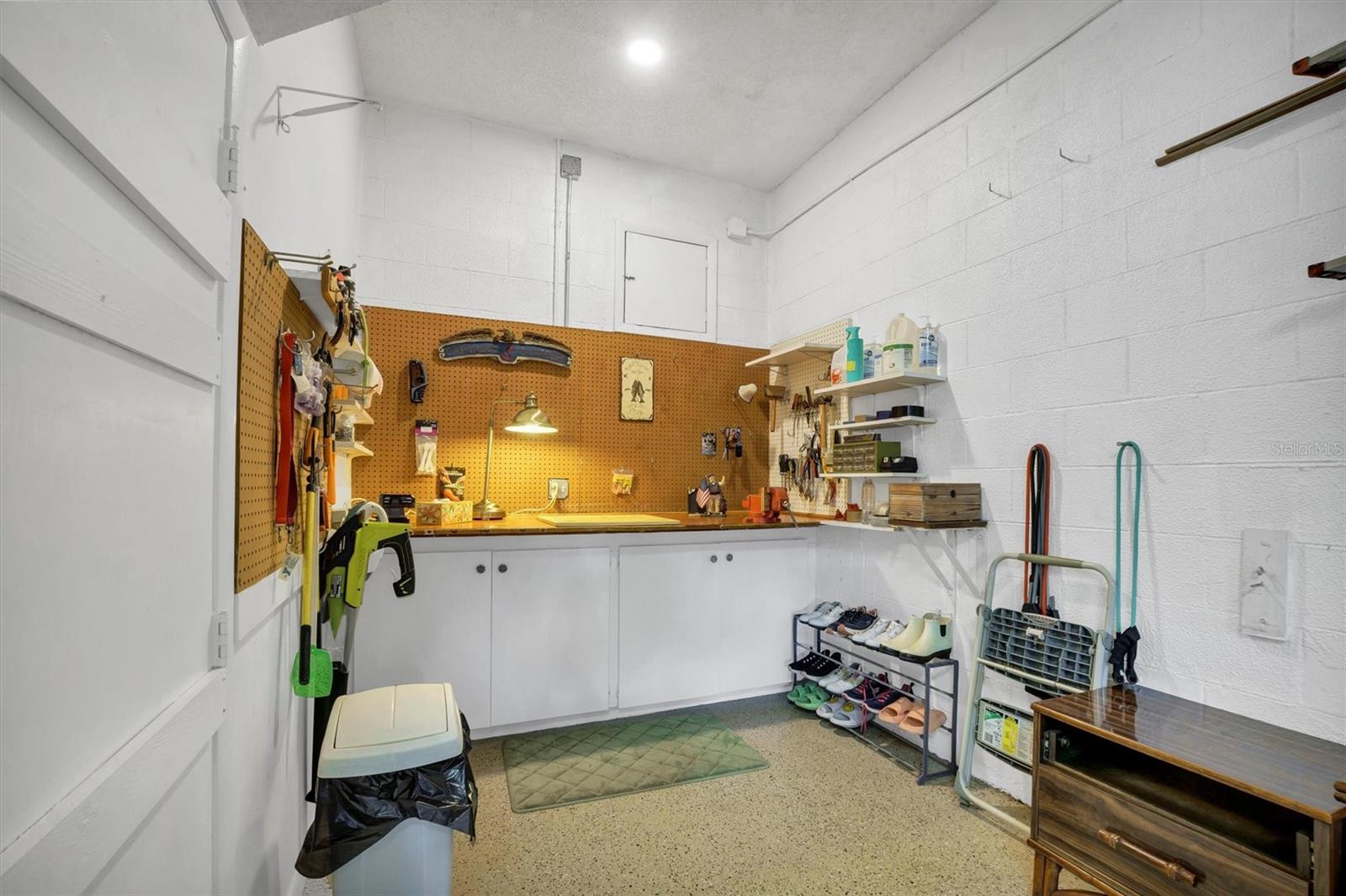 Image 42 of 76 For 6002 Country Club Drive