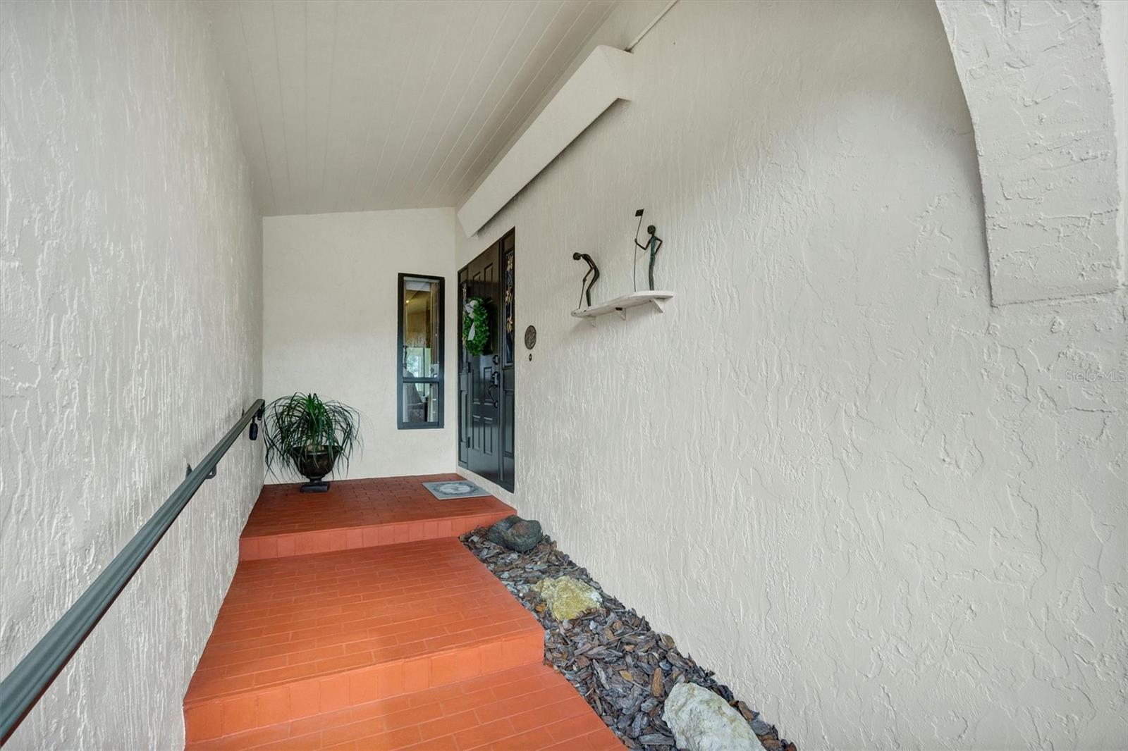 Image 8 of 76 For 6002 Country Club Drive