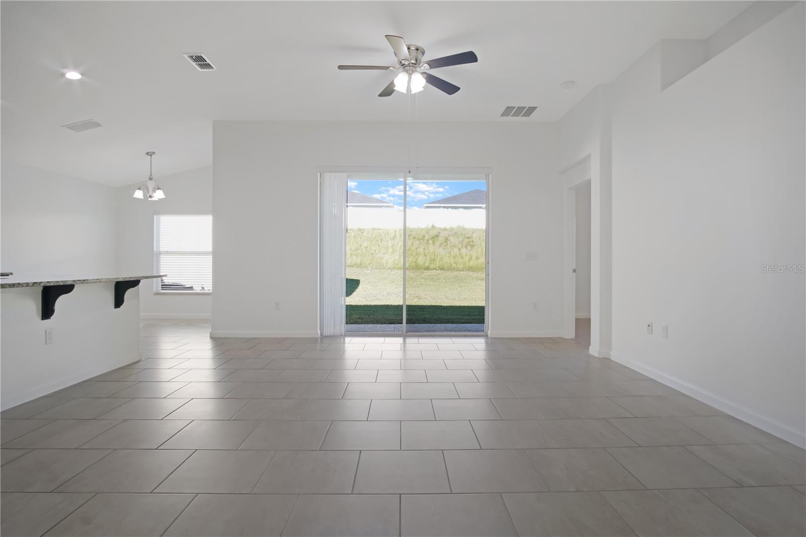 Image 10 of 28 For 2034 Honeybell Avenue