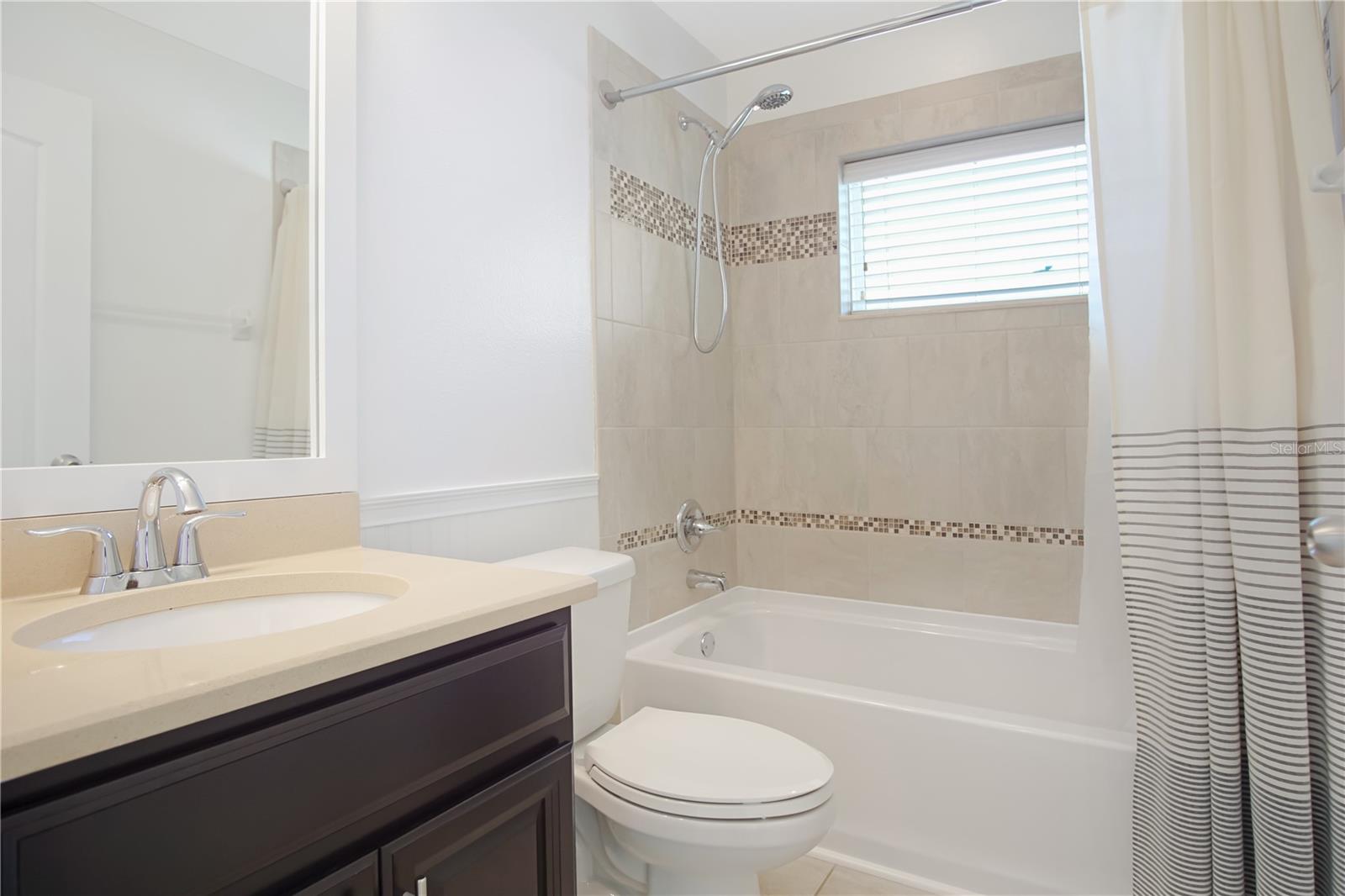 Image 22 of 28 For 2034 Honeybell Avenue
