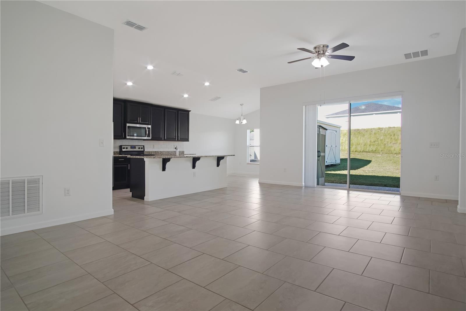Image 9 of 28 For 2034 Honeybell Avenue