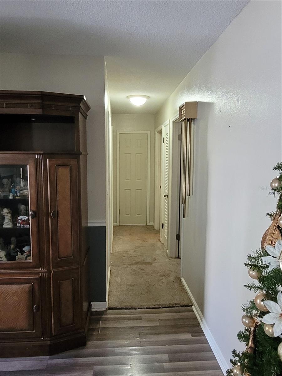 Image 9 of 14 For 801 9th Street Ne