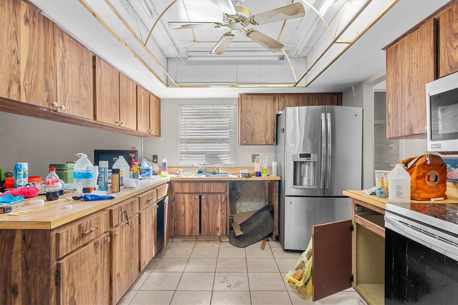 Listing photo id 15 for 501 Hillpine Way