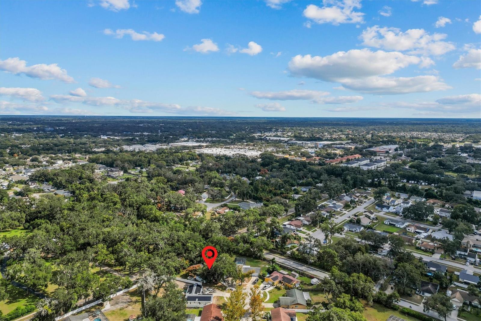 Listing photo id 32 for 501 Hillpine Way