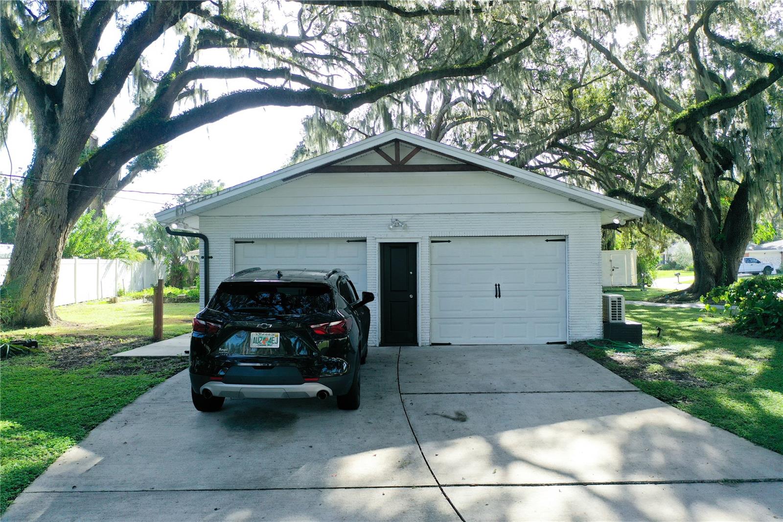 Image 4 of 26 For 840 Bearcreek Drive