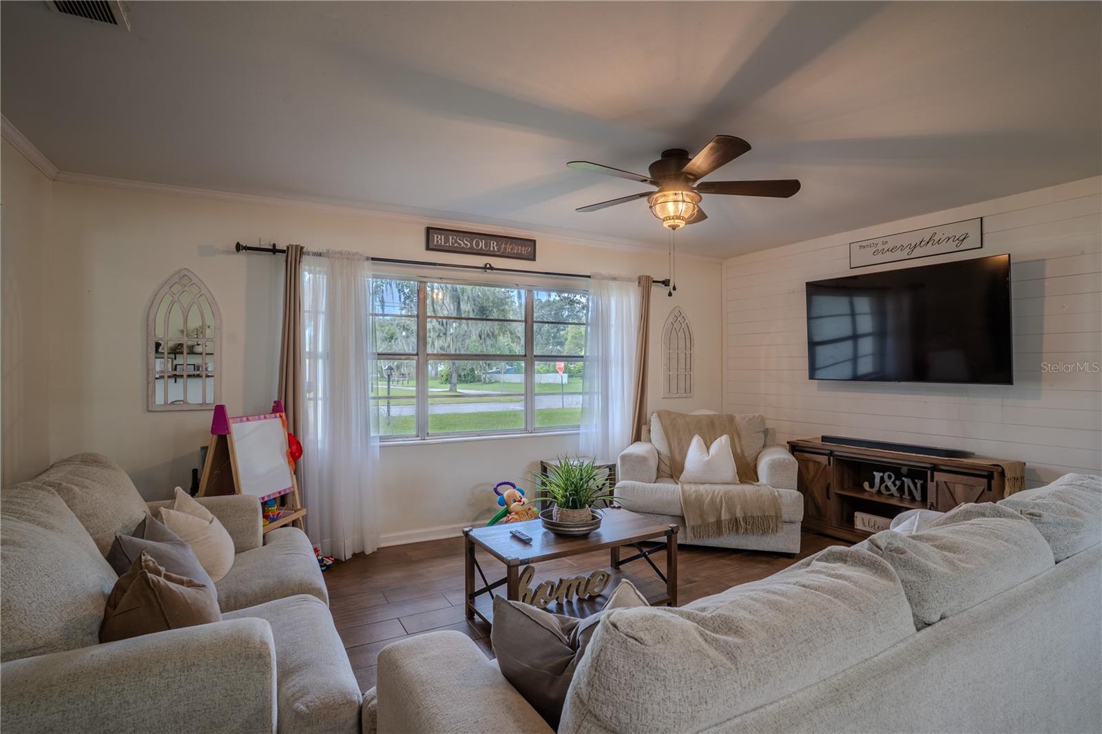 Image 7 of 26 For 840 Bearcreek Drive
