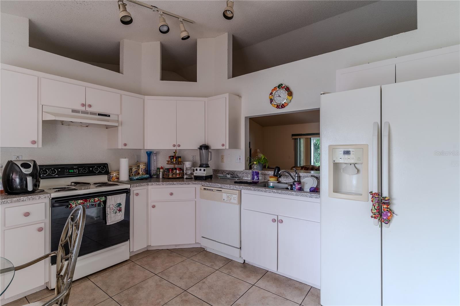Image 11 of 23 For 5890 Driftwood Drive