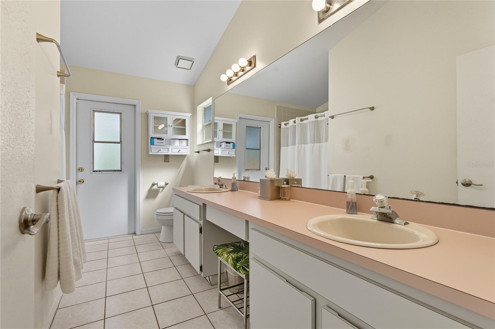 Image 23 of 68 For 108 Valentino Ct