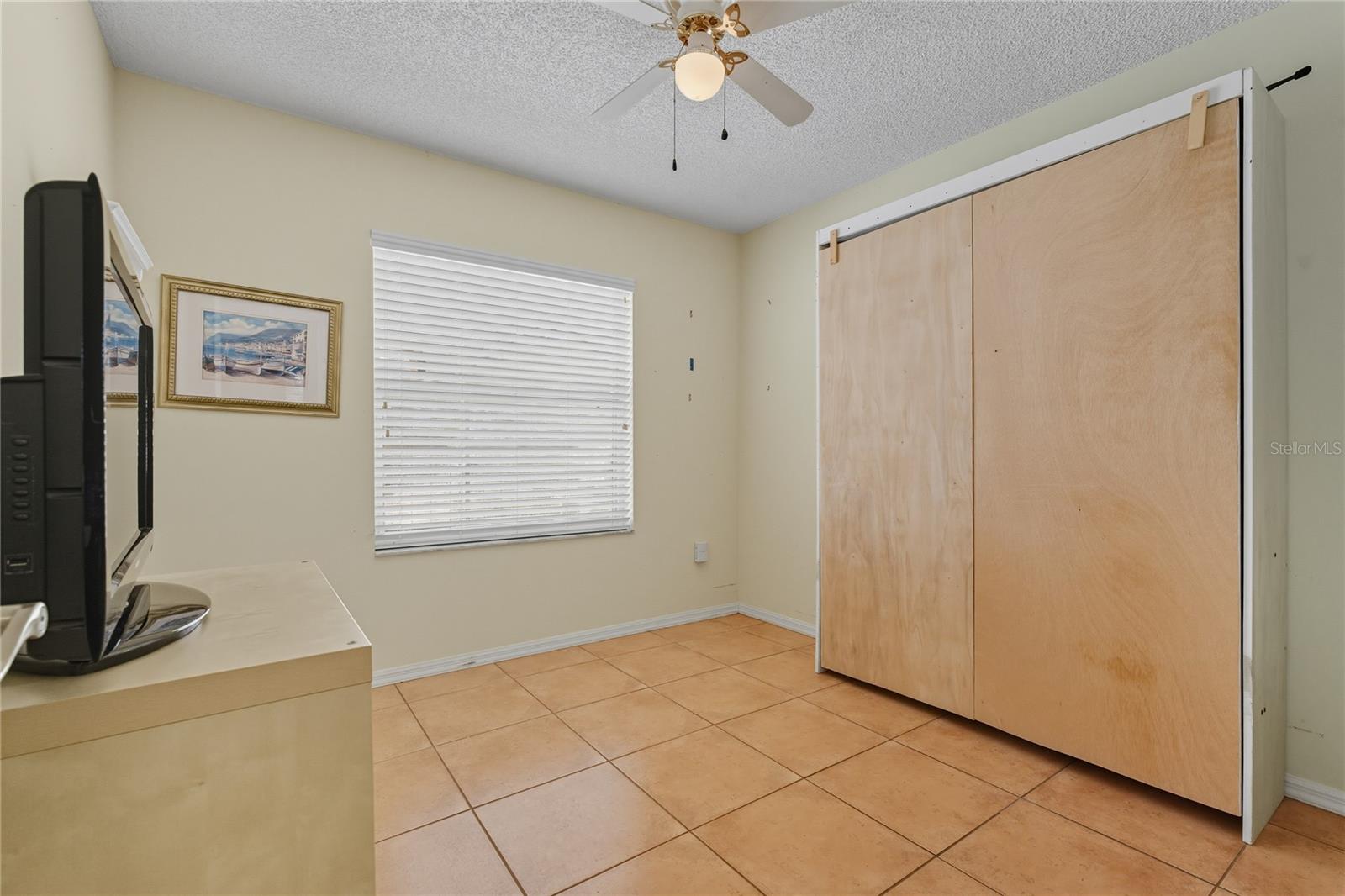 Image 33 of 68 For 108 Valentino Ct