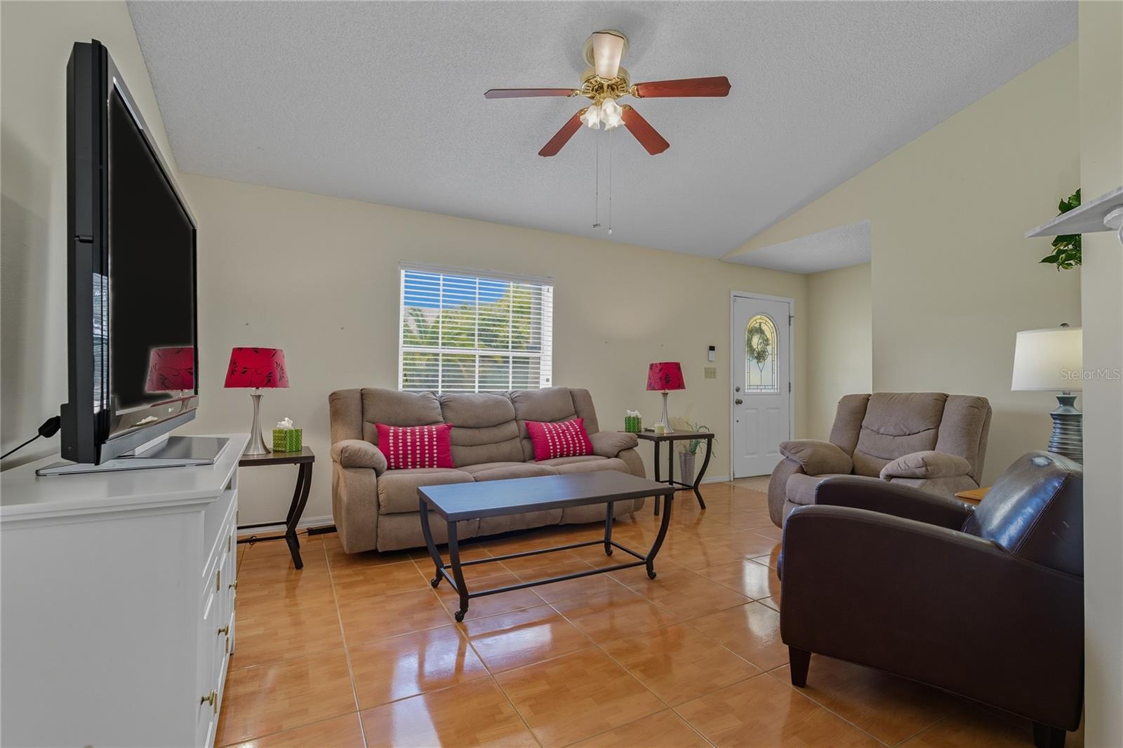Image 4 of 68 For 108 Valentino Ct