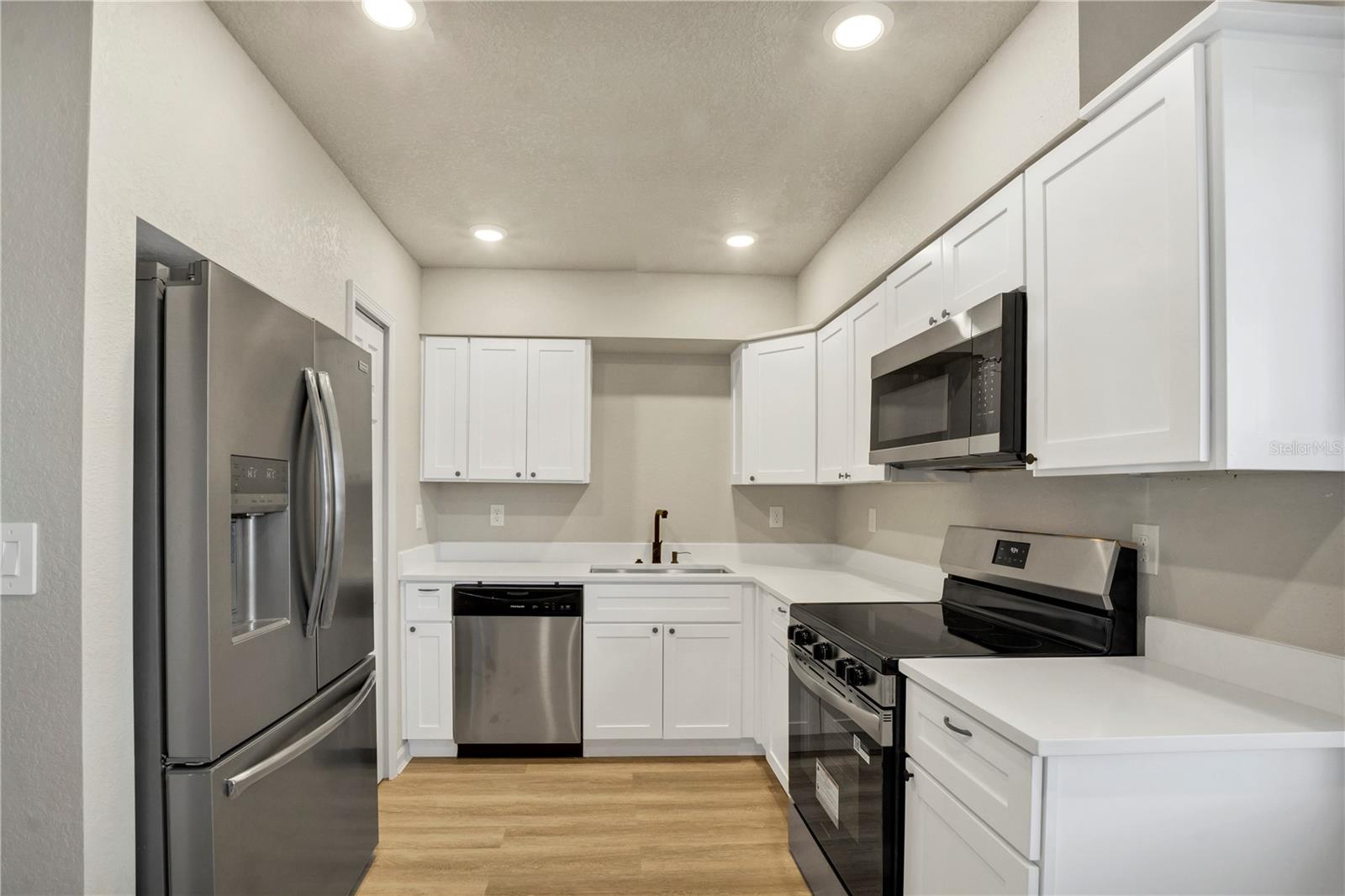 Image 3 of 21 For 739 Ellerbe Way