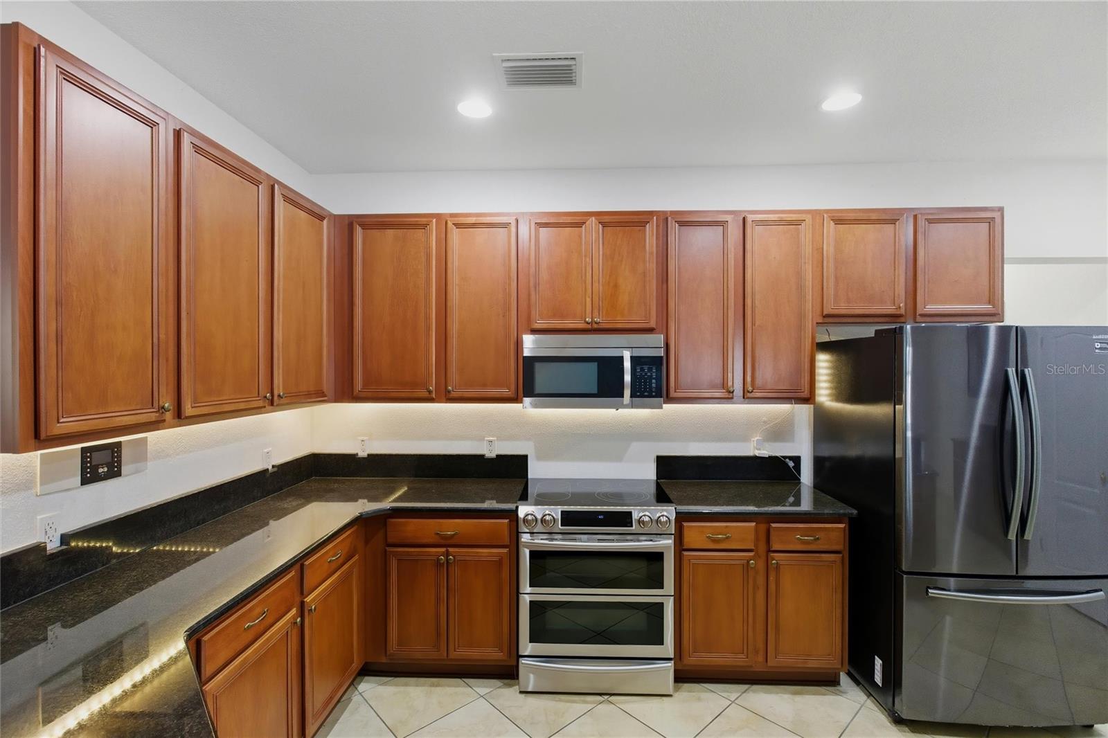 Image 10 of 64 For 2510 Brownwood Drive
