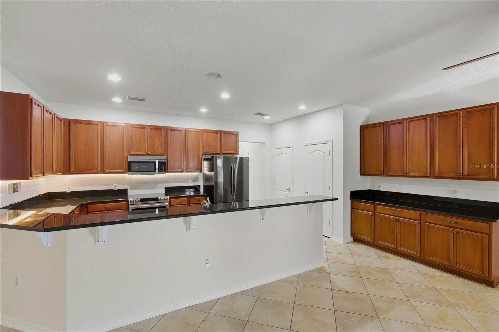 Image 9 of 64 For 2510 Brownwood Drive