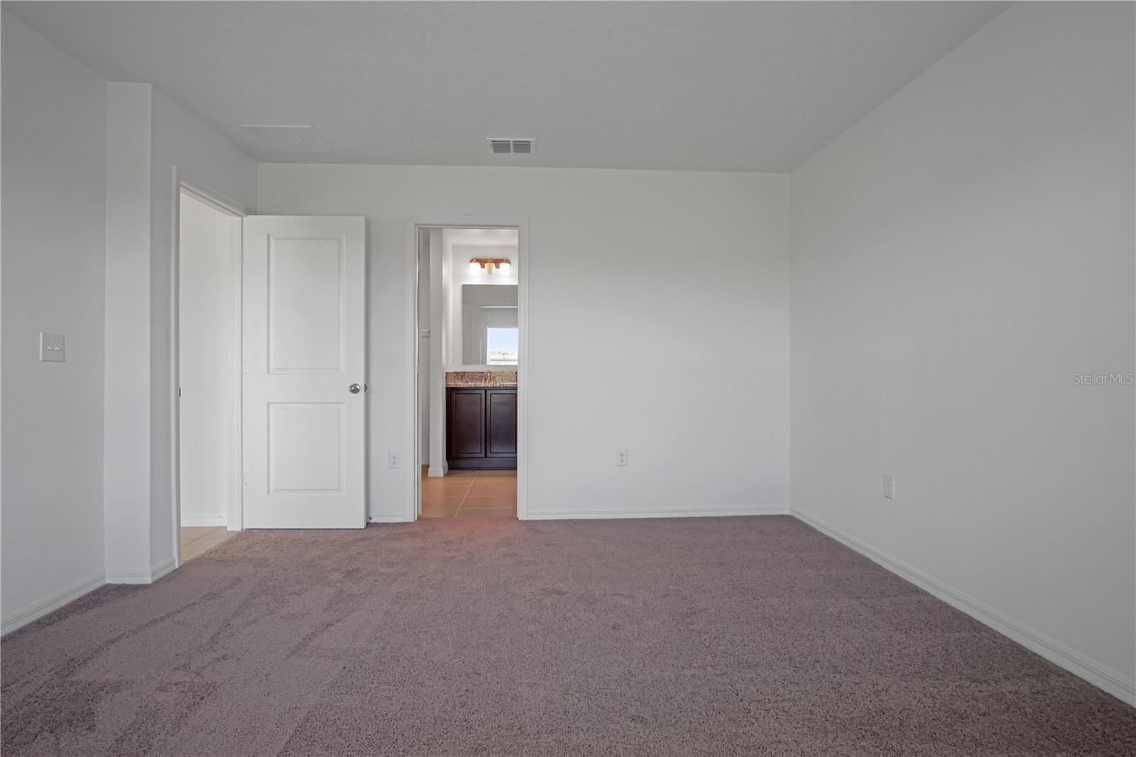 Image 10 of 30 For 608 Royal Palm Drive