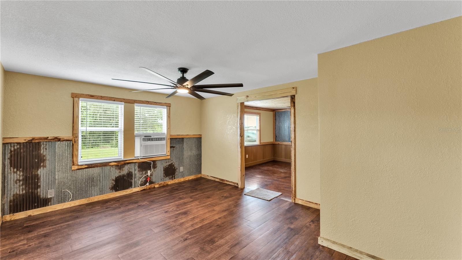 Image 6 of 8 For 809 Canal Street