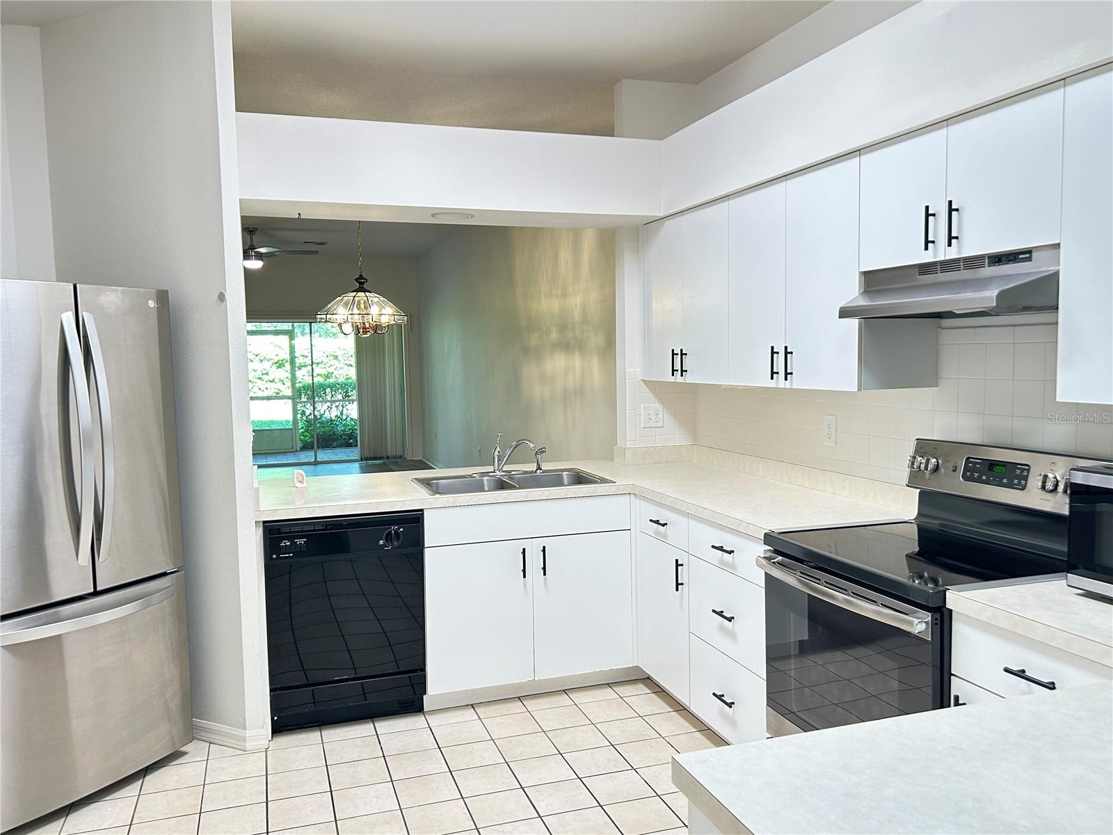 Image 2 of 19 For 13 Enclave Drive