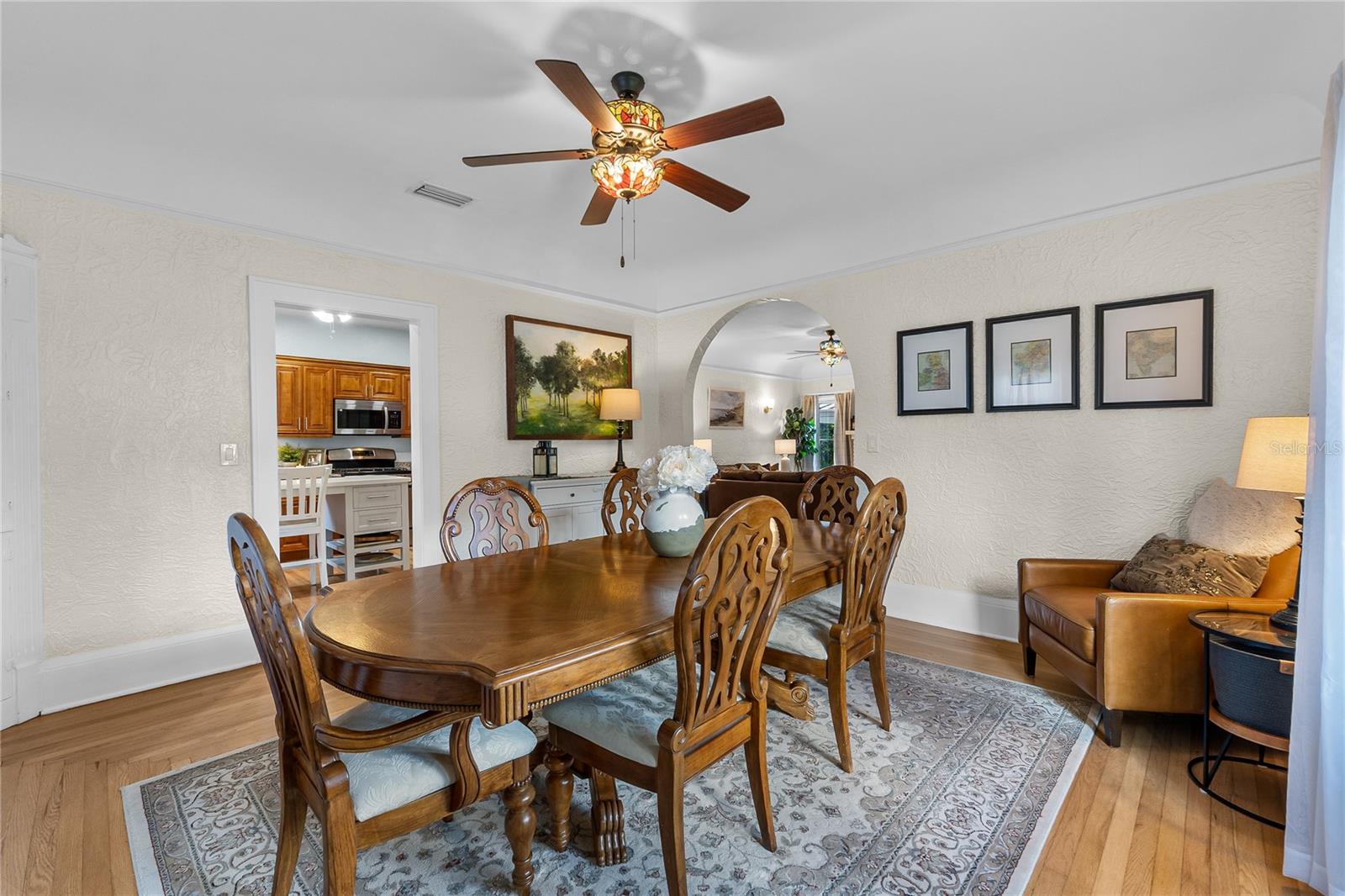 Image 12 of 45 For 1806 17th Street Nw