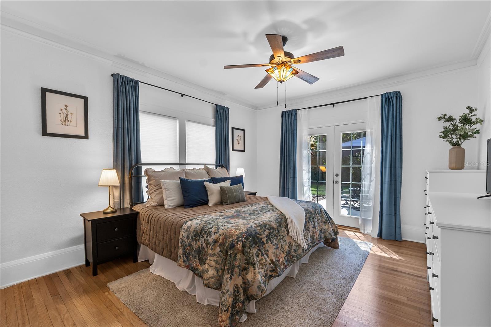 Image 17 of 45 For 1806 17th Street Nw