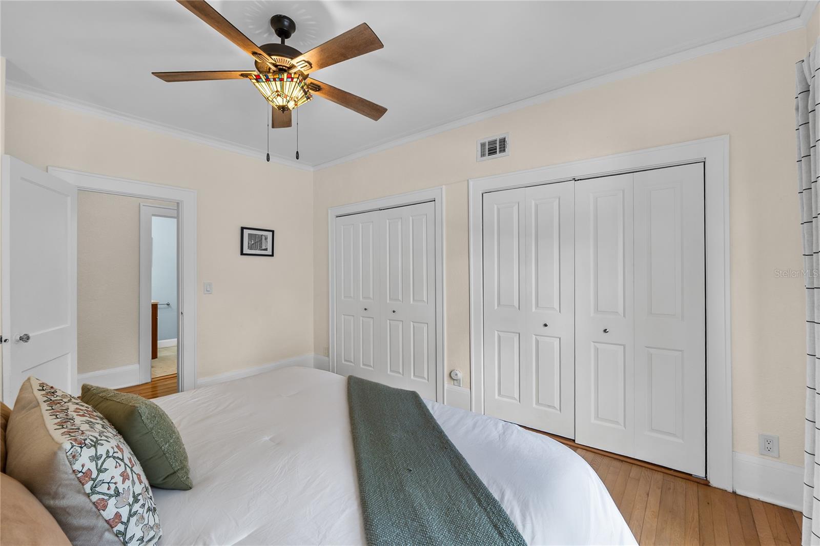 Image 21 of 45 For 1806 17th Street Nw