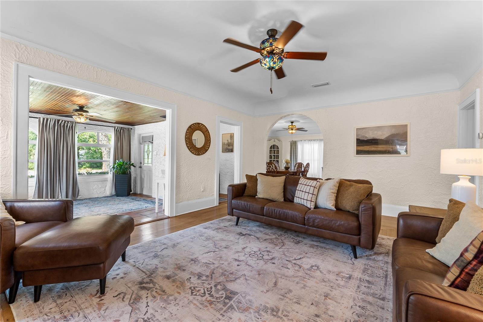 Image 7 of 45 For 1806 17th Street Nw