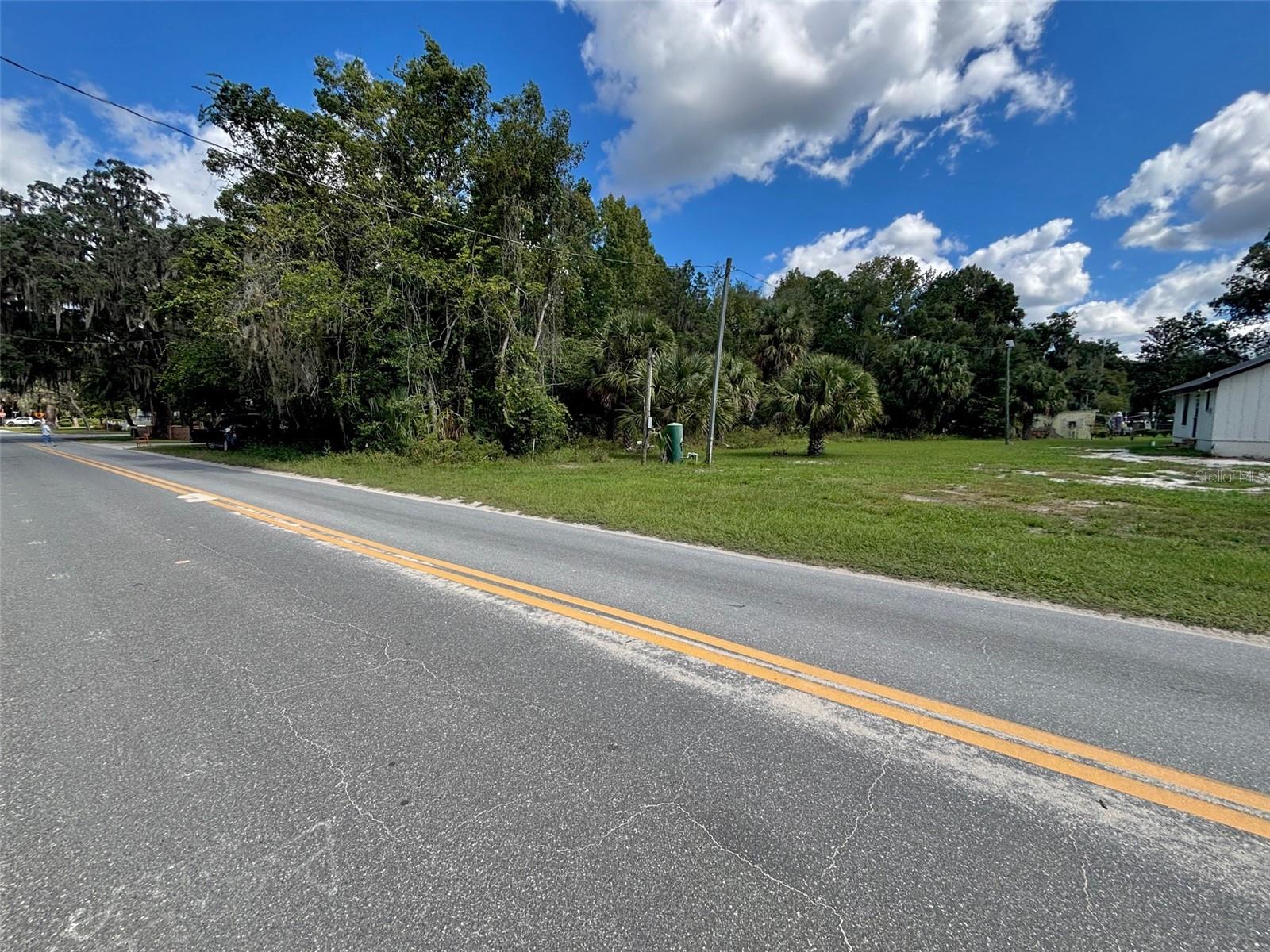 Image 11 of 50 For 404 Grove Street