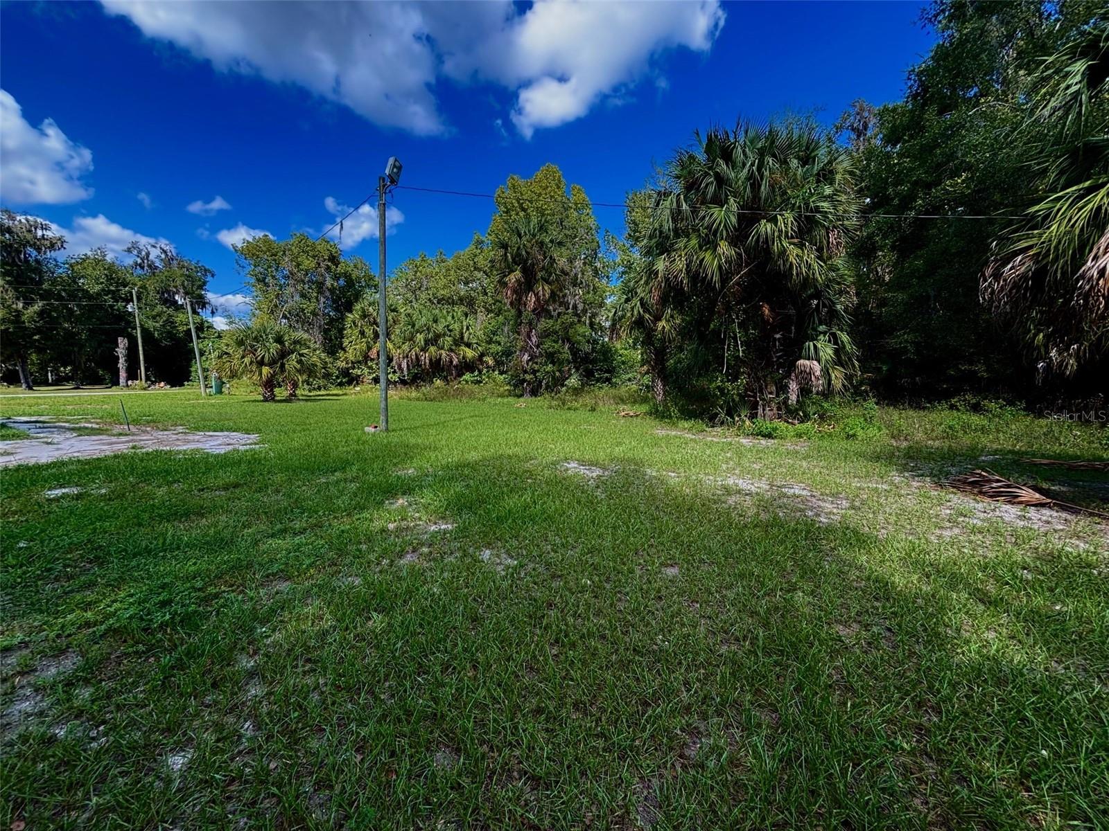 Image 2 of 50 For 404 Grove Street