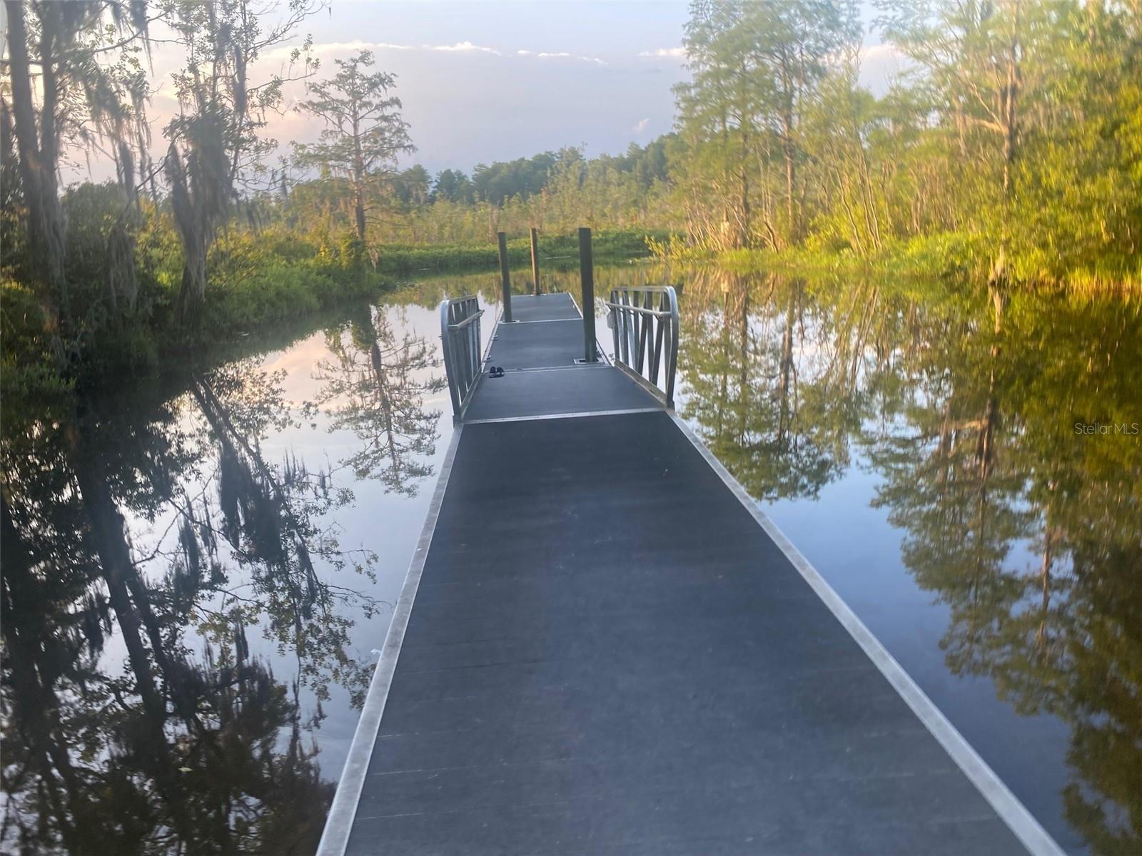 Image 42 of 50 For 404 Grove Street