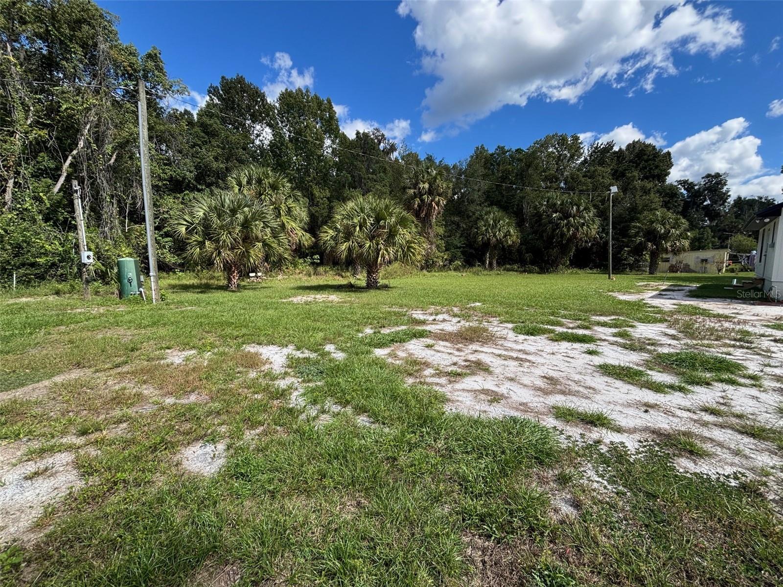 Image 5 of 50 For 404 Grove Street