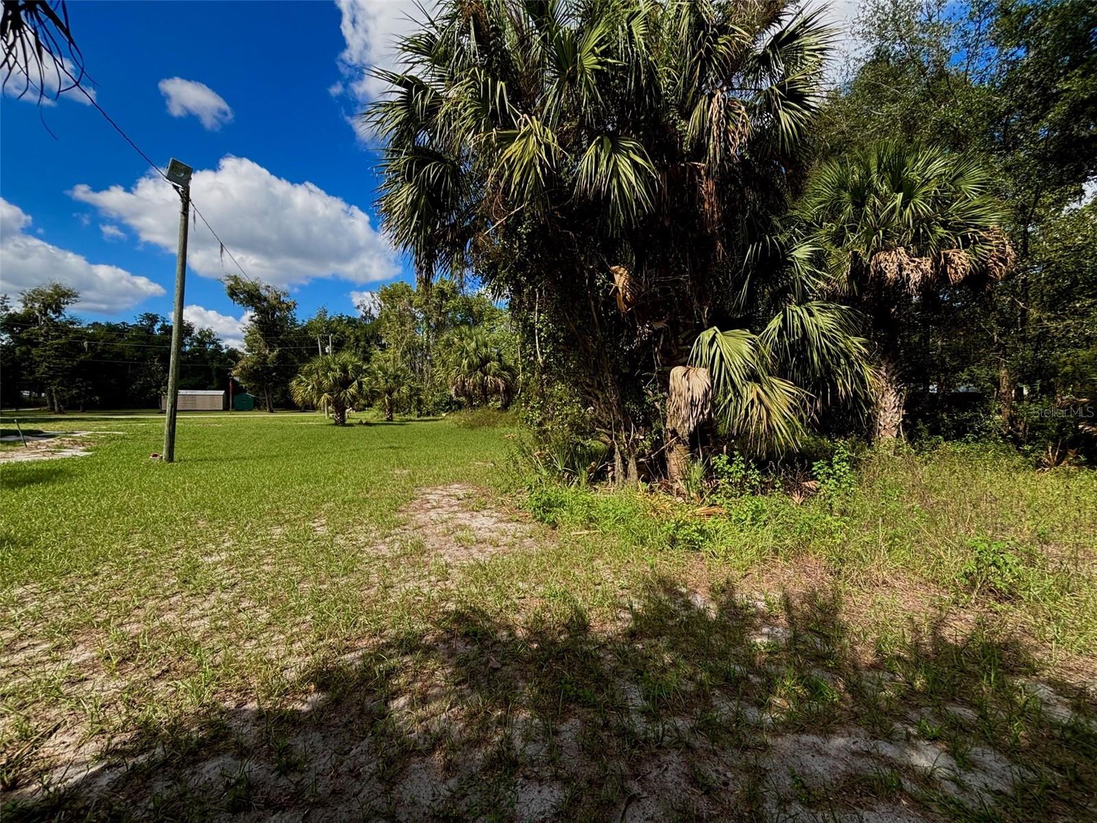 Image 7 of 50 For 404 Grove Street