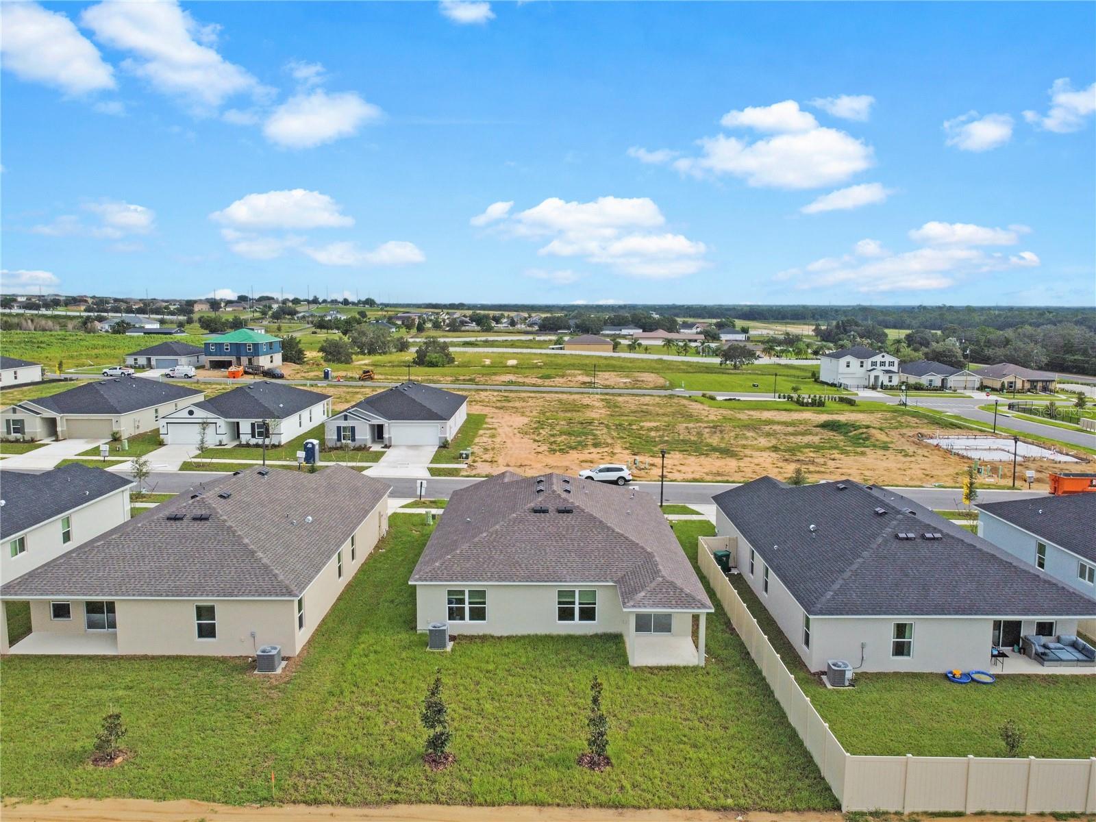 Image 3 of 26 For 616 Royal Palm Drive