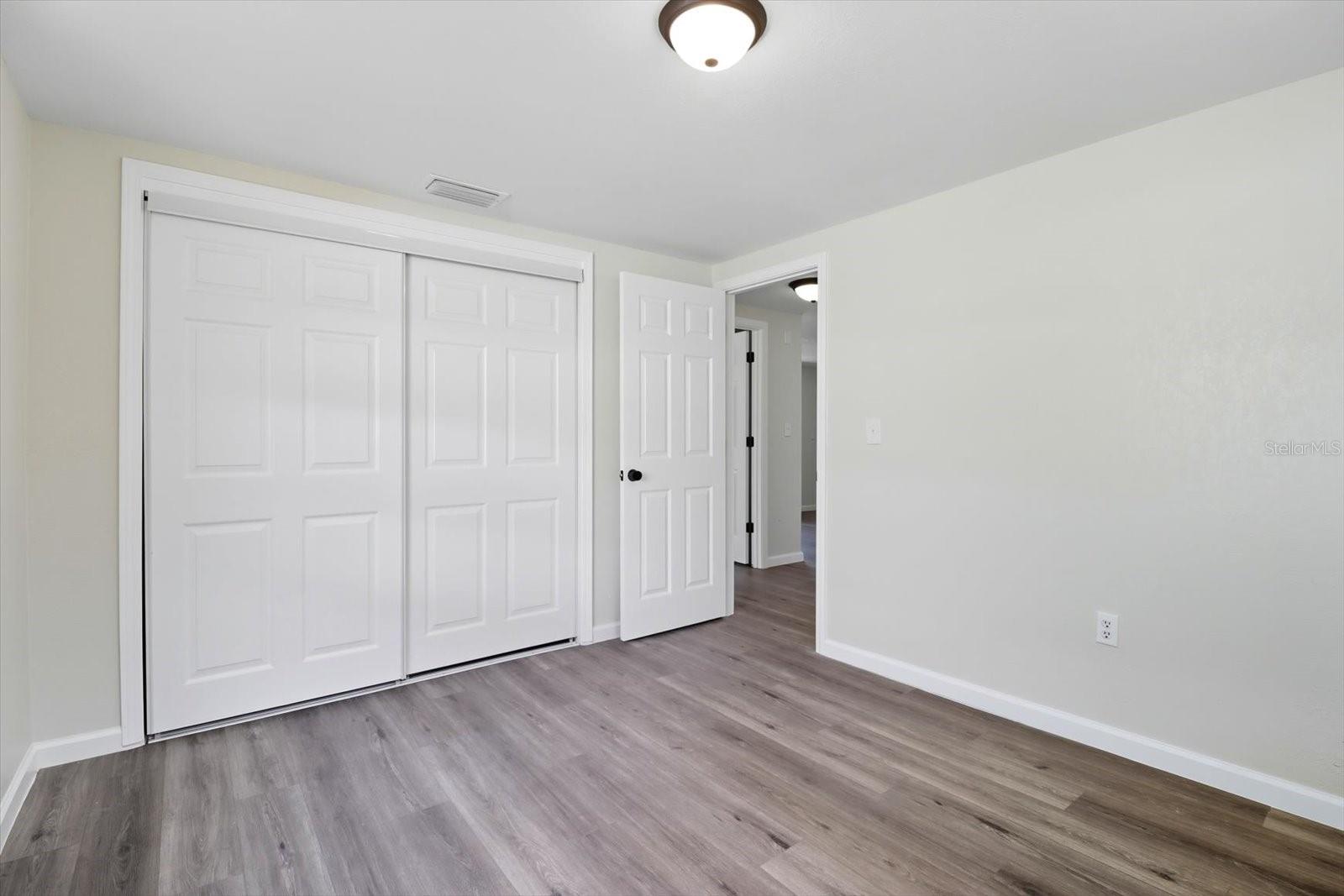 Image 29 of 41 For 15829 Villa Drive