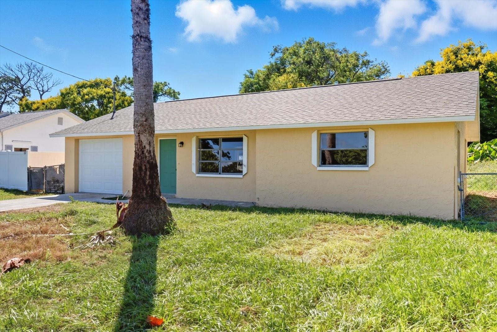 Image 3 of 41 For 15829 Villa Drive