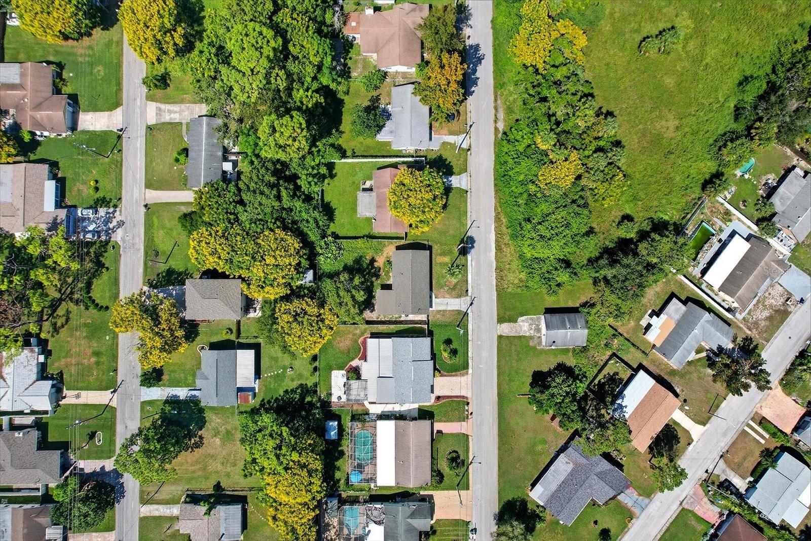 Image 38 of 41 For 15829 Villa Drive