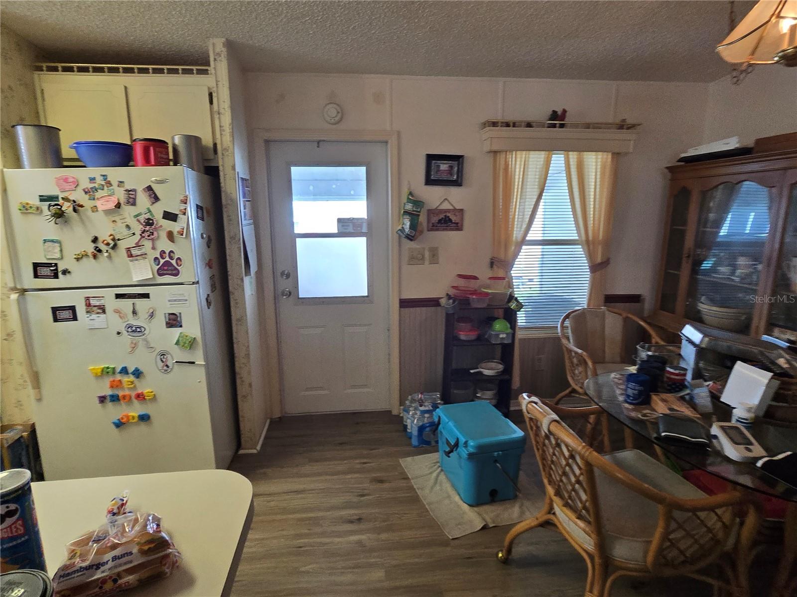 Image 25 of 34 For 409 Dartmouth Drive